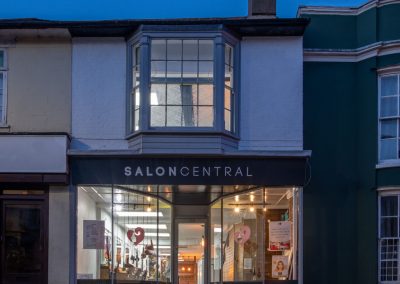 Maldon Front - Salon Central